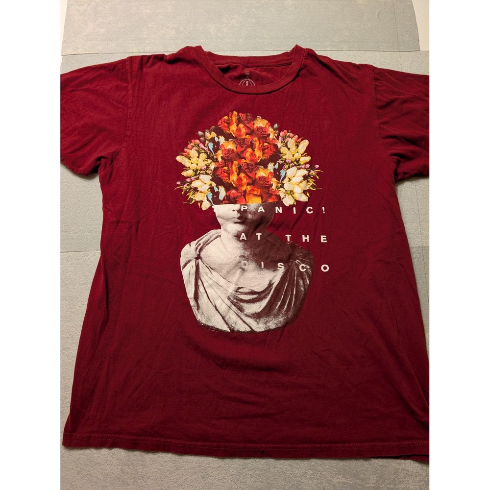 Panic! At The Disco Floral Statue Graphic Band T-Shirt Burgundy Large 2023